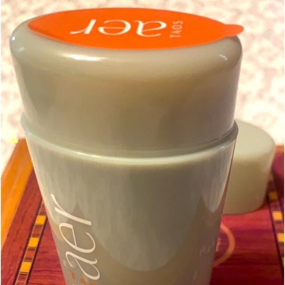 ONE all natural deodorant brand is no longer sold in USA - Picture 1 of 4